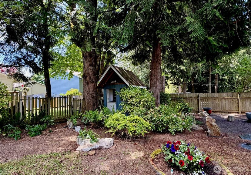 Property photo for 2051 NE Bartre Court, Poulsbo photo 25
