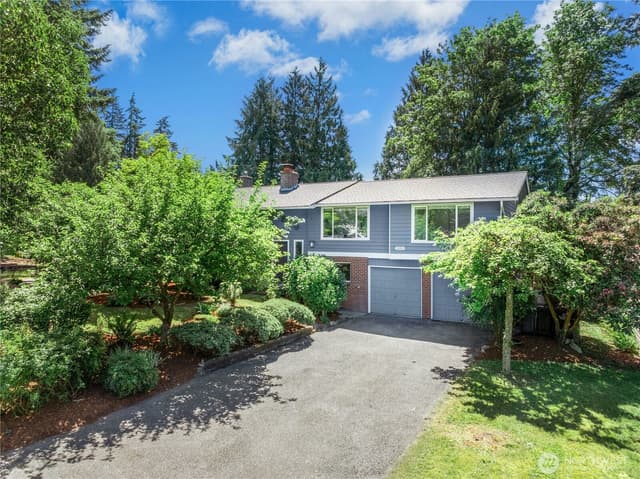 Property photo for 2051 NE Bartre Court, Poulsbo