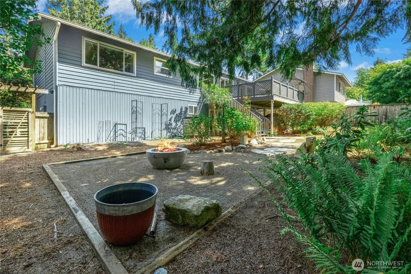 Property photo for 2051 NE Bartre Court, Poulsbo photo 28
