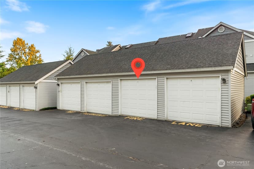Property photo for 11706 Admiralty Way #B, Everett photo 34