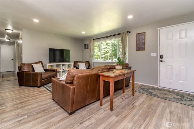 Property photo for 9518 134th Street Court NW, Gig Harbor photo 3