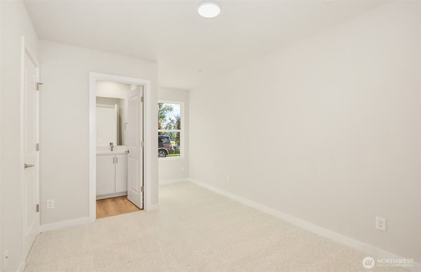 Property photo for 2434 160th Place NE, Marysville photo 11