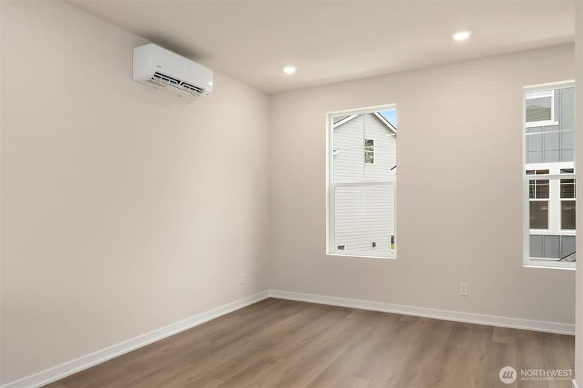 Property photo for 16017 23rd Avenue NE, Marysville photo 8