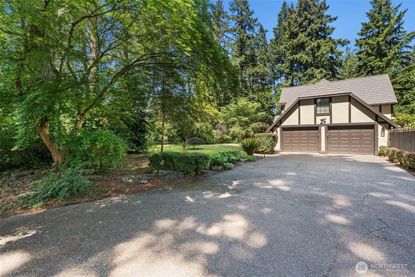 Property photo for 11303 Tower Road SW, Lakewood photo 39