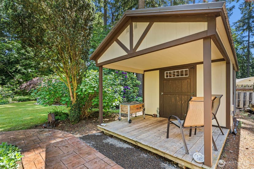 Property photo for 11303 Tower Road SW, Lakewood photo 37