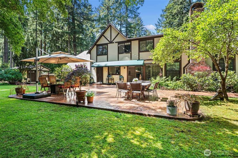 Property photo for 11303 Tower Road SW, Lakewood photo 30