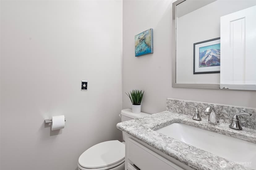 Property photo for 11303 Tower Road SW, Lakewood photo 18