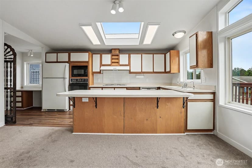 Property photo for 24117 8th Place W, Bothell photo 10