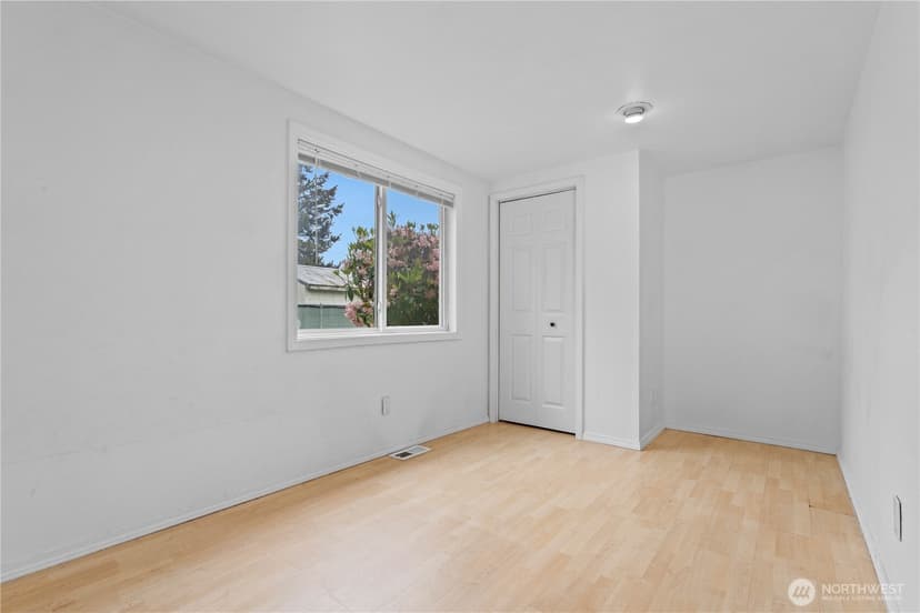 Property photo for 11710 & 11708 Vickery Avenue E, Tacoma photo 18