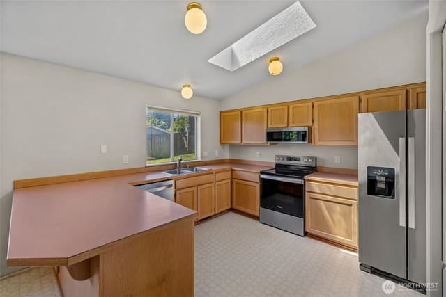 Property photo for 14833 41st Place S, Seattle photo 3