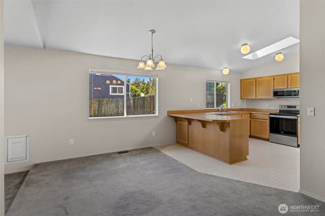 Property photo for 14833 41st Place S, Seattle photo 4