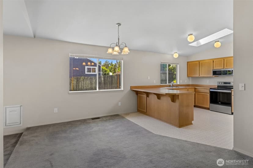 Property photo for 14833 41st Place S, Seattle photo 4