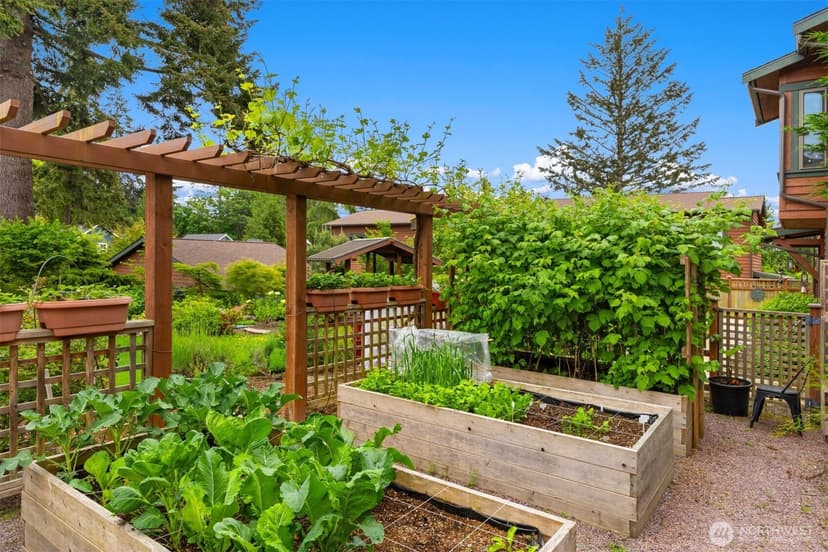 Property photo for 565 Ericksen Avenue NE, Bainbridge Island photo 31