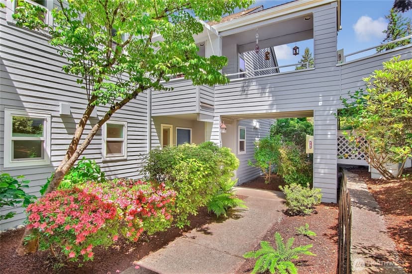 Property photo for 4016 220th Place SE #1137, Issaquah photo 2