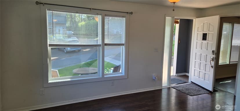 Property photo for 2316 NE Sunset Lane, Bremerton photo 4