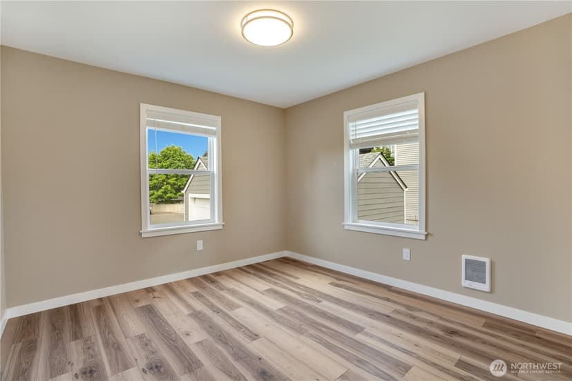 Property photo for 7611 27th Street W, Tacoma photo 11