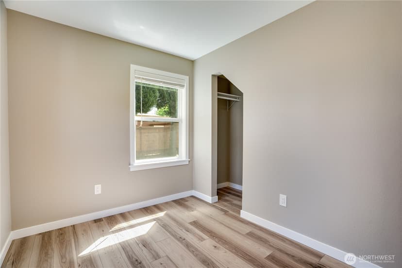 Property photo for 7611 27th Street W, Tacoma photo 17