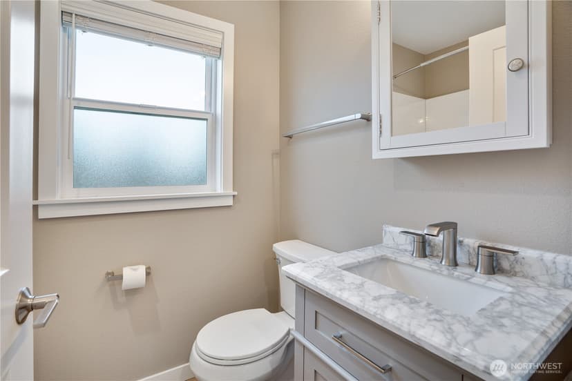 Property photo for 7611 27th Street W, Tacoma photo 14