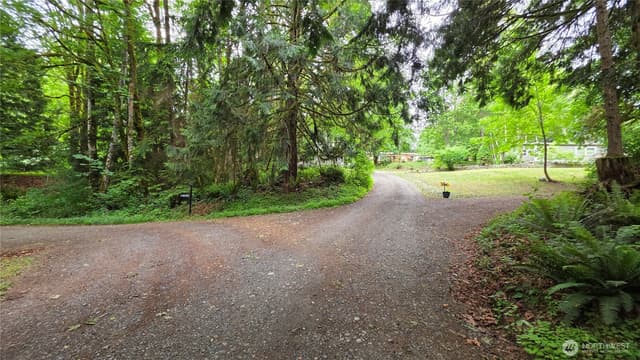 Property photo for 5170 Phillips Road SE, Port Orchard photo 2