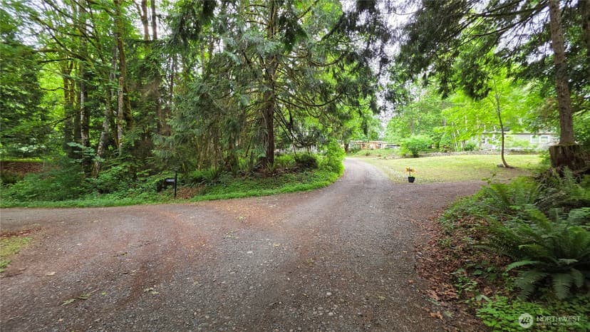 Property photo for 5170 Phillips Road SE, Port Orchard photo 2