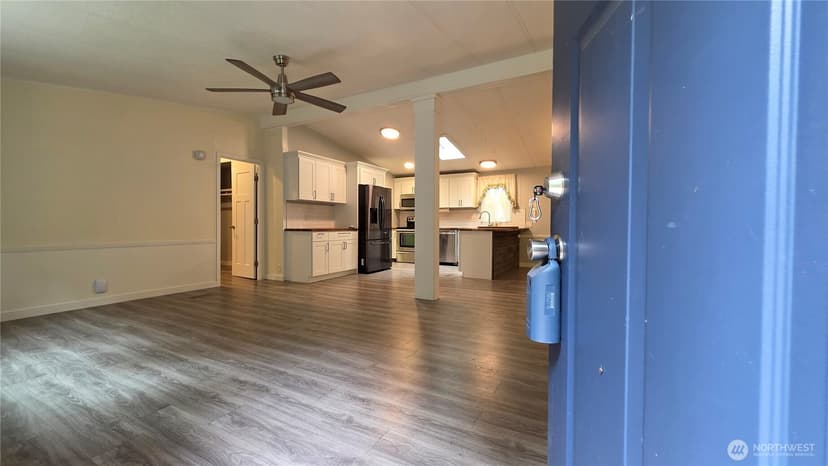 Property photo for 5170 Phillips Road SE, Port Orchard photo 6