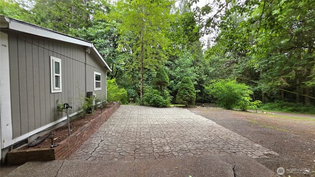 Property photo for 5170 Phillips Road SE, Port Orchard photo 4