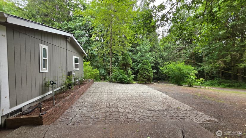 Property photo for 5170 Phillips Road SE, Port Orchard photo 4