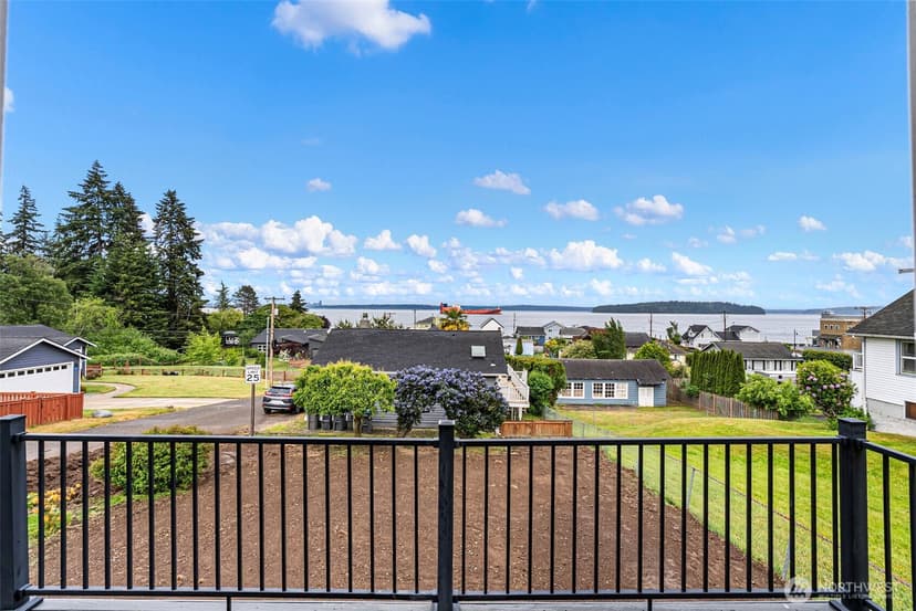 Property photo for 8016 E Daniels Loop, Port Orchard photo 24