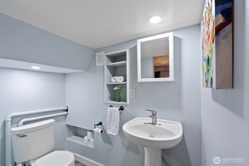 Property photo for 8016 E Daniels Loop, Port Orchard photo 19