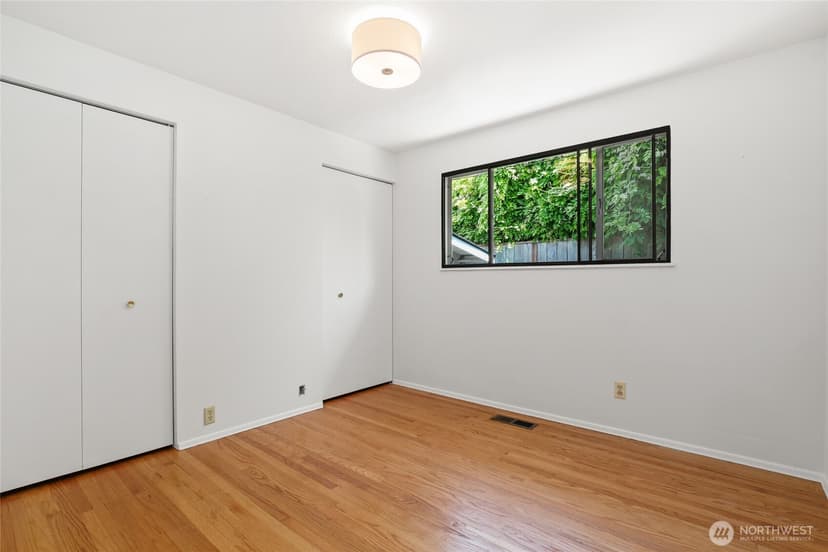 Property photo for 8210 SE 36th Street, Mercer Island photo 28