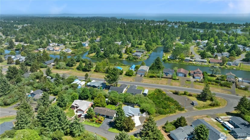 Property photo for 124 N Wynoochee Drive SW, Ocean Shores photo 30