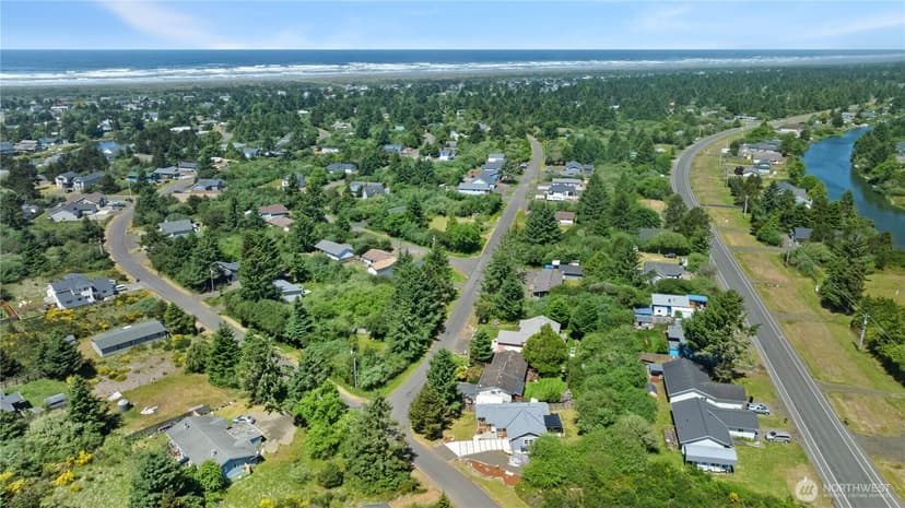 Property photo for 124 N Wynoochee Drive SW, Ocean Shores photo 31