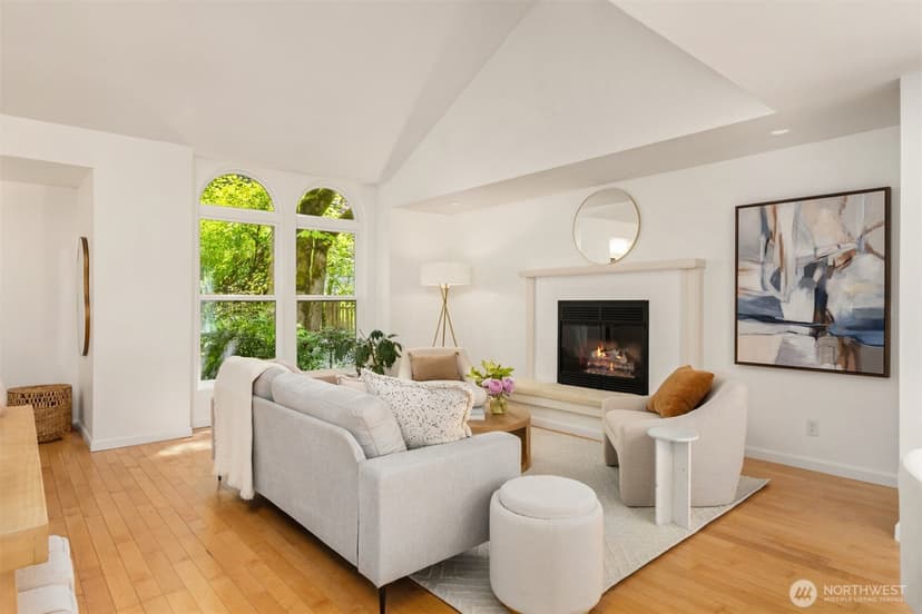 Property photo for 8980 Bay Street NE, Bainbridge Island photo 10