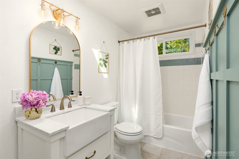 Property photo for 8980 Bay Street NE, Bainbridge Island photo 28