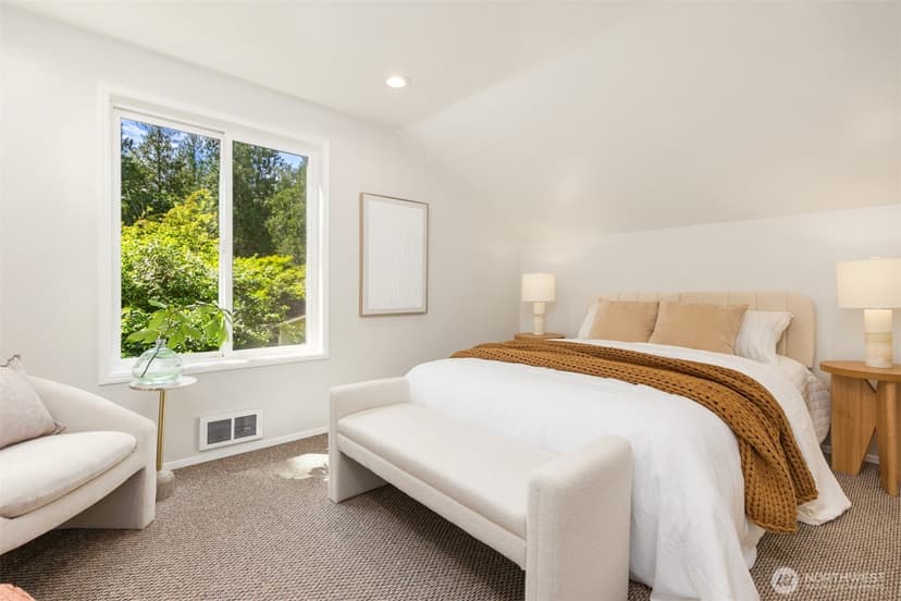 Property photo for 8980 Bay Street NE, Bainbridge Island photo 27