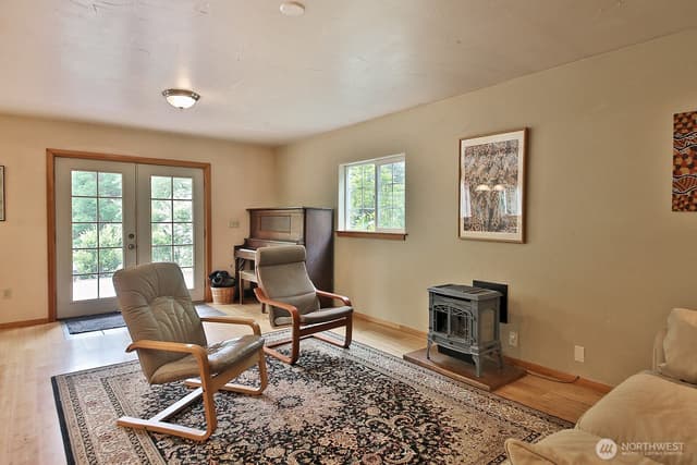 Property photo for 6939 Old Wagon Road, Clinton photo 3
