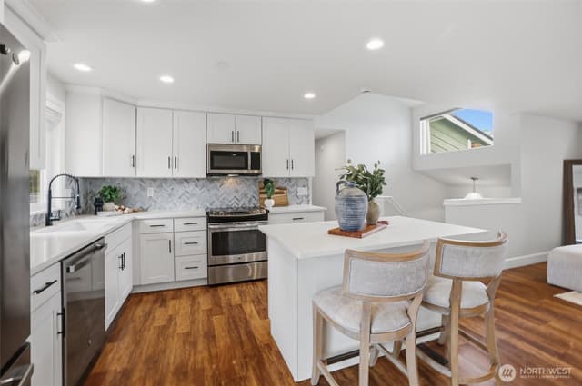 Property photo for 515 Avenue J, Snohomish photo 5