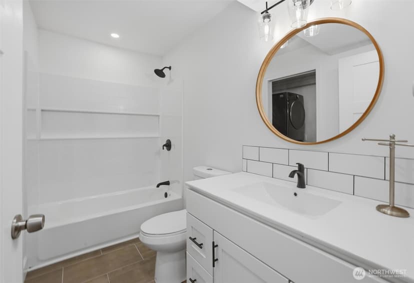 Property photo for 515 Avenue J, Snohomish photo 22