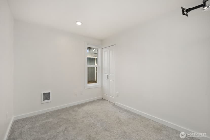 Property photo for 11829 SE 318th Place, Auburn photo 24
