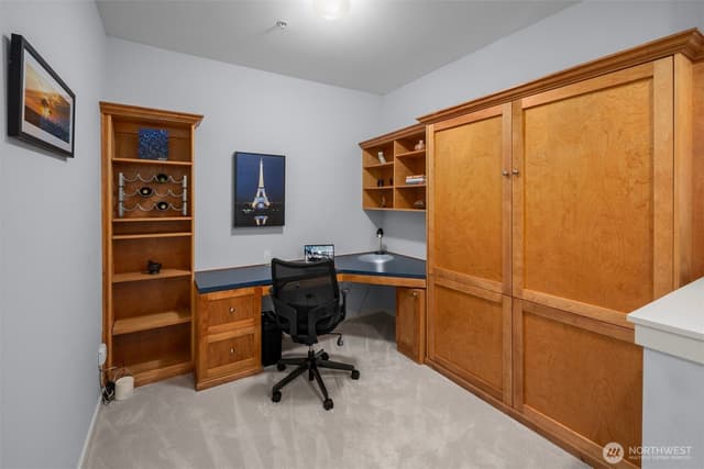 Property photo for 2000 Alaskan Way #453, Seattle photo 3