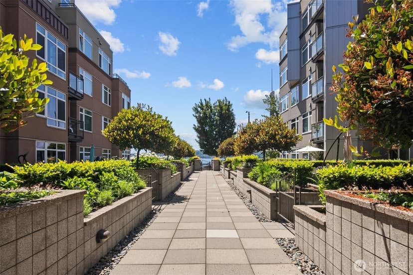 Property photo for 2000 Alaskan Way #453, Seattle photo 14
