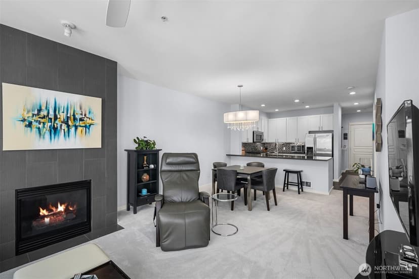 Property photo for 2000 Alaskan Way #453, Seattle photo 10