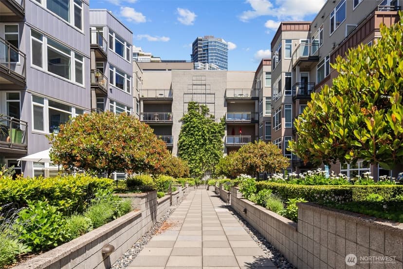 Property photo for 2000 Alaskan Way #453, Seattle photo 13