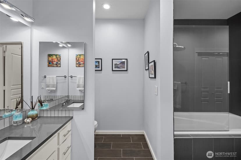 Property photo for 2000 Alaskan Way #453, Seattle photo 21