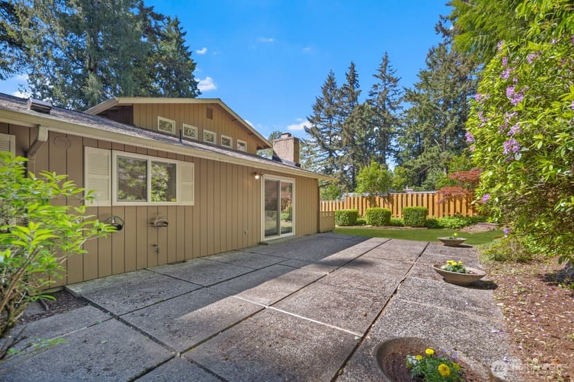 Property photo for 2225 107th Avenue E, Edgewood photo 29