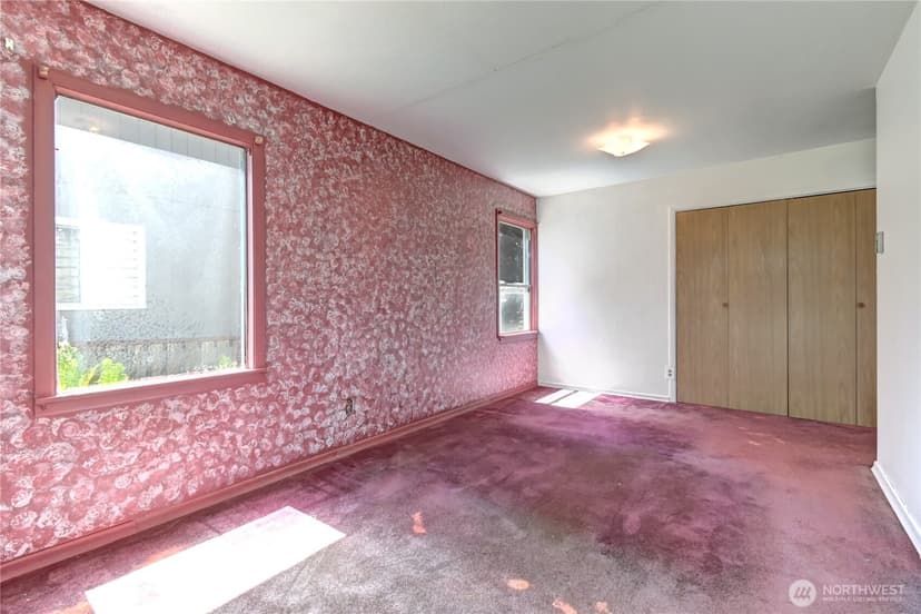 Property photo for 1327 Maple Street, Everett photo 17