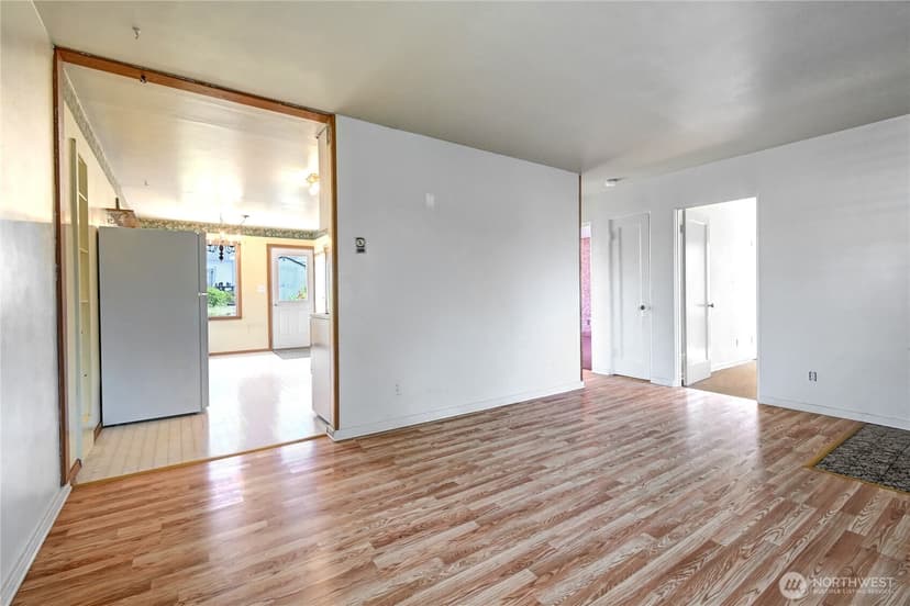 Property photo for 1327 Maple Street, Everett photo 10