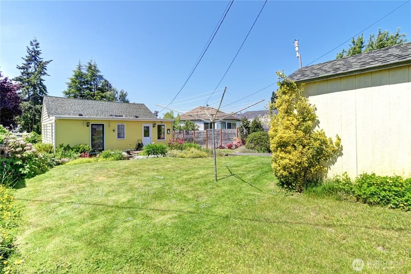 Property photo for 1327 Maple Street, Everett photo 28
