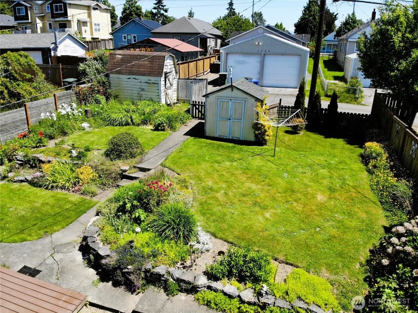 Property photo for 1327 Maple Street, Everett photo 26