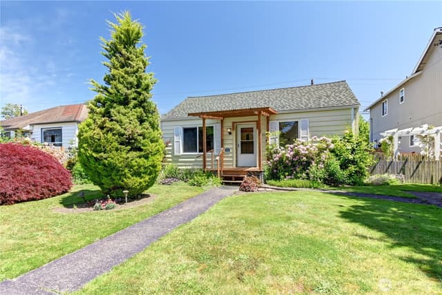 Property photo for 1327 Maple Street, Everett photo 3